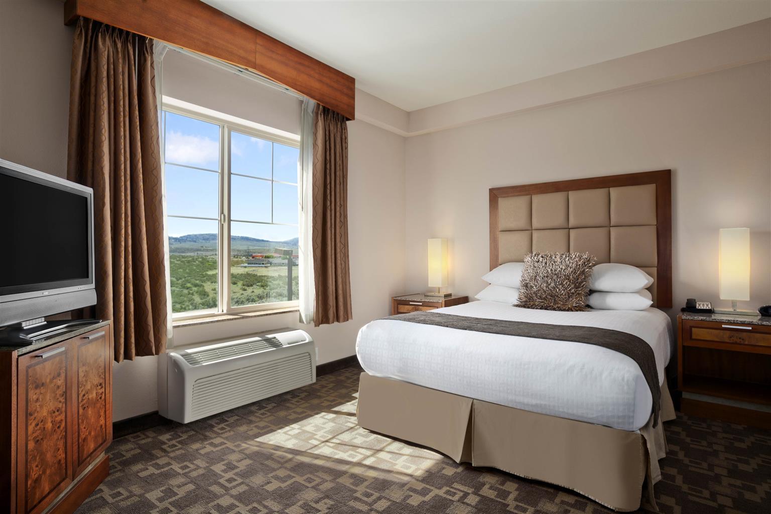 Best Western Plus Peppertree Inn At Omak Eksteriør billede